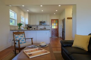 Smart-TV, bordtennis og bøker