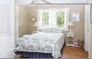 Ferienhaus, Mehrere Betten, Balkon, Meerblick | 5 Schlafzimmer, individuell dekoriert, individuell eingerichtet