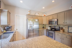 House, Multiple Beds, Kitchen, Garden View | Private kitchen | Coffee/tea maker, dining tables