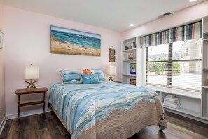 Appartement, meerdere bedden, balkon, gedeeltelijk uitzicht op oceaan | 3 slaapkamers, individueel gedecoreerd, individueel gemeubileerd