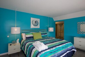 2 habitaciones, decoración personalizada y muebles diferentes 