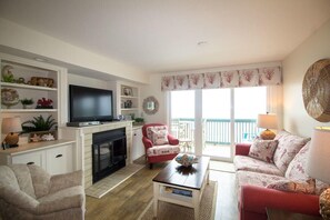 Condo, Multiple Beds, Balcony, Ocean View | Living room - 630 Newhaven (Fripp Island)
