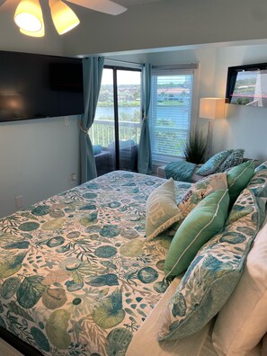 3 bedrooms, in-room safe, desk, iron/ironing board