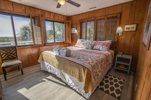 House, Multiple Beds, Balcony, Ocean View | 5 bedrooms, individually decorated, individually furnished, free WiFi - 702 Tautog Road (Fripp Island)