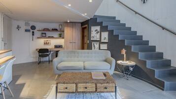 Smart TV, futbolito, estéreo, impresora