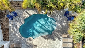 Beheizter Pool