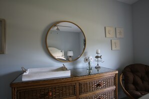 Interior - Family Retreat on the Water (Sebastian)