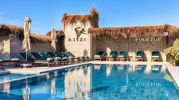 Rooftop pool