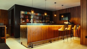 Bar (in der Unterkunft)
