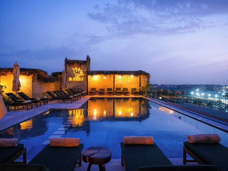 Rooftop pool