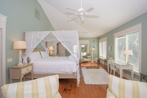 Nhà, nhiều giường, ban công, quang cảnh biển | 4 phòng ngủ, trang trí khác biệt 