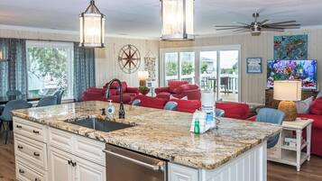 Kabin, Beberapa Tempat Tidur, balkon, pemandangan samudra | Interior