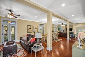 独立别墅, 多张床, 阳台 | 起居区