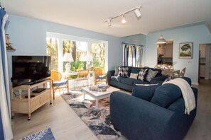 獨棟房屋, 多張床, 廚房, 花園景觀 | 起居區