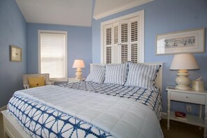 Casa, varias camas, balcón | 2 habitaciones, decoración personalizada y muebles diferentes 