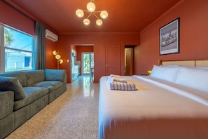 1 bedroom, desk, iron/ironing board, WiFi - 107 · ☀Pool✔ Kitchen✔ Beach✔ Self Checkin✔ Free Parking✔ (Clearwater)