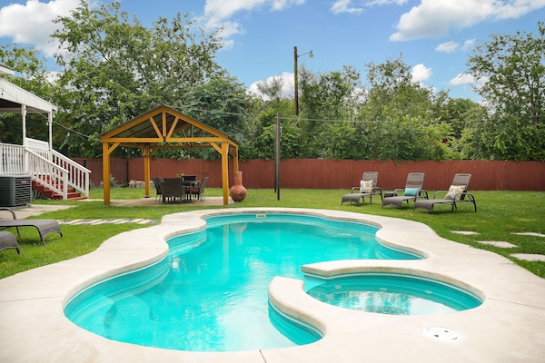 Pool with Hot Tub for Summer Fun. Updated.