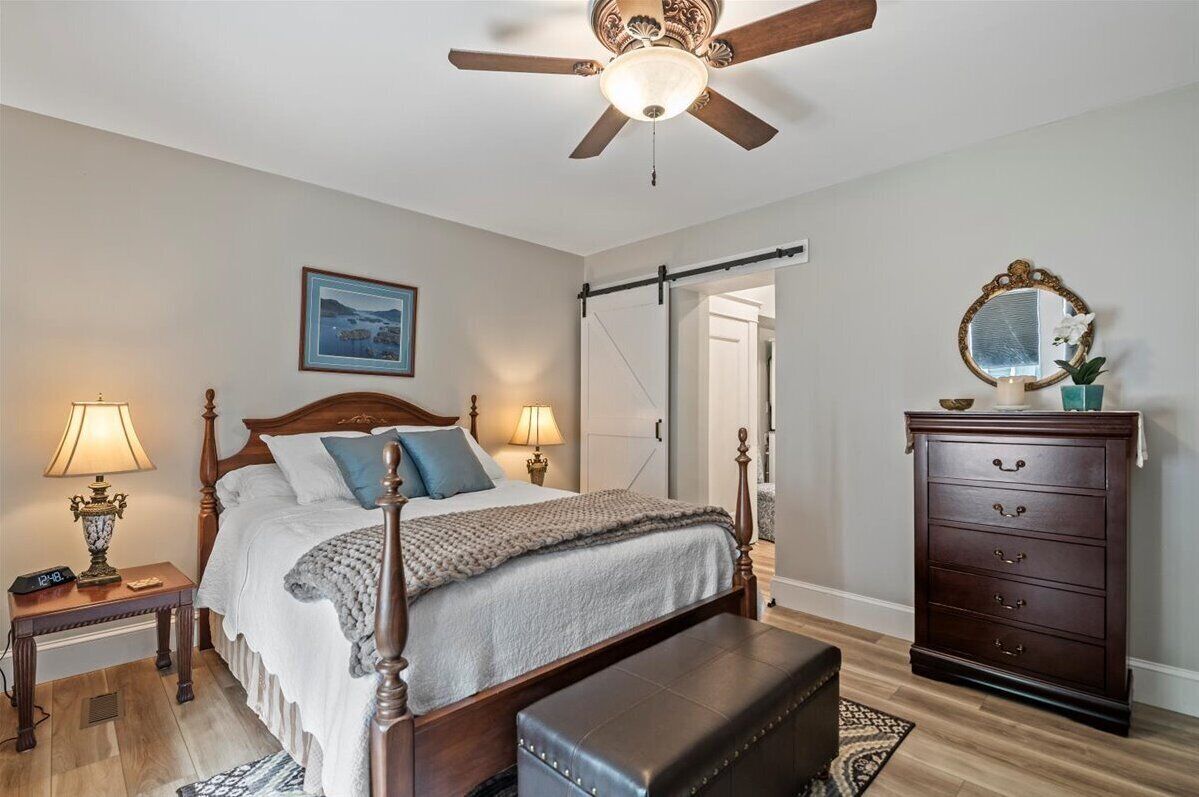 2 bedrooms, desk, iron/ironing board, free WiFi