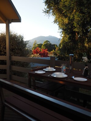 屋外ダイニングエリア