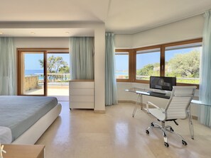 5 chambres, bureau, Wi-Fi gratuit, draps fournis