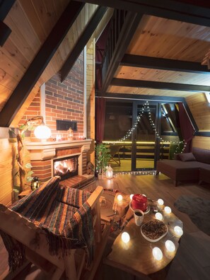 Televisión LED 80 pulgadas con canales de televisión vía satélite