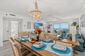 Dining - 716 Stunning Gulf Views ~ Weekend at the Beach ~ Pools & More ~ Book July 12th (Destin)