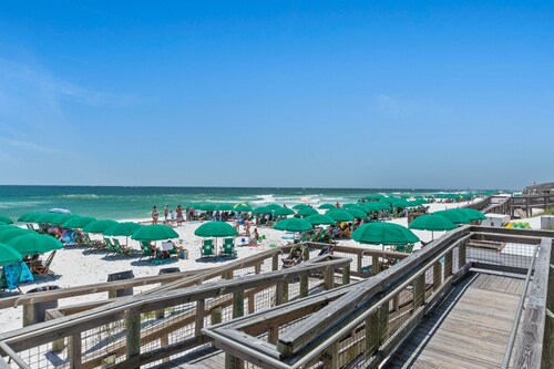 716 Amazing Gulf Views ~ 3 NT Super Savings ~ Book Oct 17th ~ Hot Tub & Pools