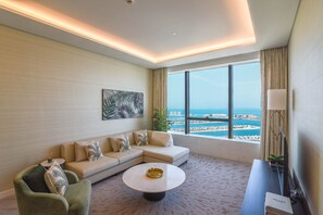 Apartment, Accessible, Ensuite (Luxury-Modern-Palm) | Lounge