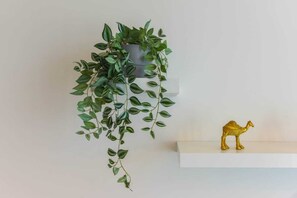 아파트, 장애인 지원, 전용 욕실 (Modern-Luxury-Central) | 내부