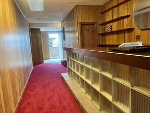 Lobby - apartment. (Bronx)
