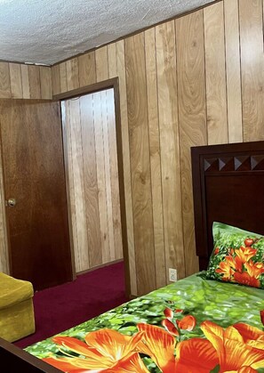 1 bedroom, in-room safe, free WiFi - apartment. (Bronx)