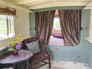 1 bedroom - Original Roadsmans Wagon, With Breathtaking Views (Longhope)