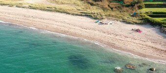 ☀️ Holiday home by the sea with fantastic views and direct access to the beach