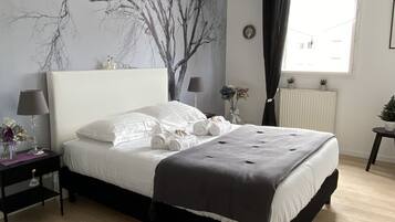 2 chambres, fer et planche Ă repasser, Wi-Fi, draps fournis