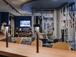Bar (on property) - Mercure Brest Centre Port (Brest)