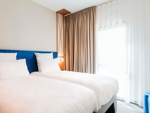 Privilege, Room, 2 Twin Beds | Minibar, in-room safe, desk, soundproofing - Mercure Brest Centre Port (Brest)