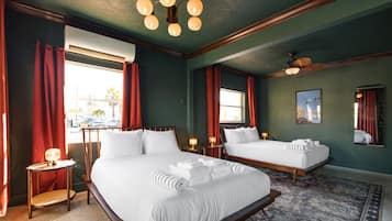 1 soverom, skrivebord, strykejern/-brett og wi-fi