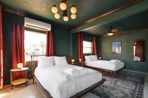 1 bedroom, desk, iron/ironing board, WiFi