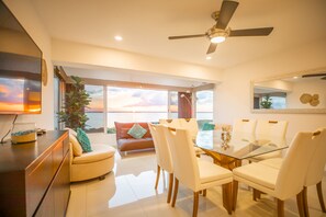 Living area - Brisas Beachfront Penthouses (Cancun)