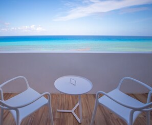 Terrace/patio - Brisas Beachfront Penthouses (Cancun)