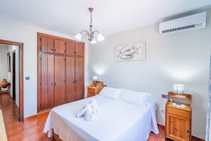 3 Schlafzimmer, Bügeleisen/Bügelbrett, kostenloses WLAN, Bettwäsche