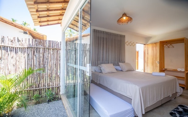 Chalet | Desk, laptop workspace, free WiFi