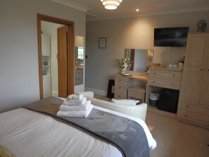 بديكورات فريدة لكل غرفة وطراز فريد لكل وحدة ومكتب