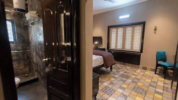 1 chambre, coffres-forts dans les chambres, Wi-Fi gratuit, draps fournis