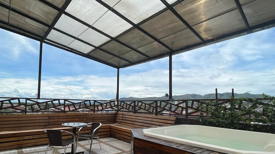 Hotel Paraíso Hawaii Girardot