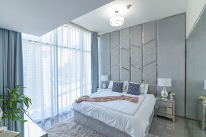 Apartment, Accessible, Private Bathroom (Modern-Luxury-Central) | 1 bedroom
