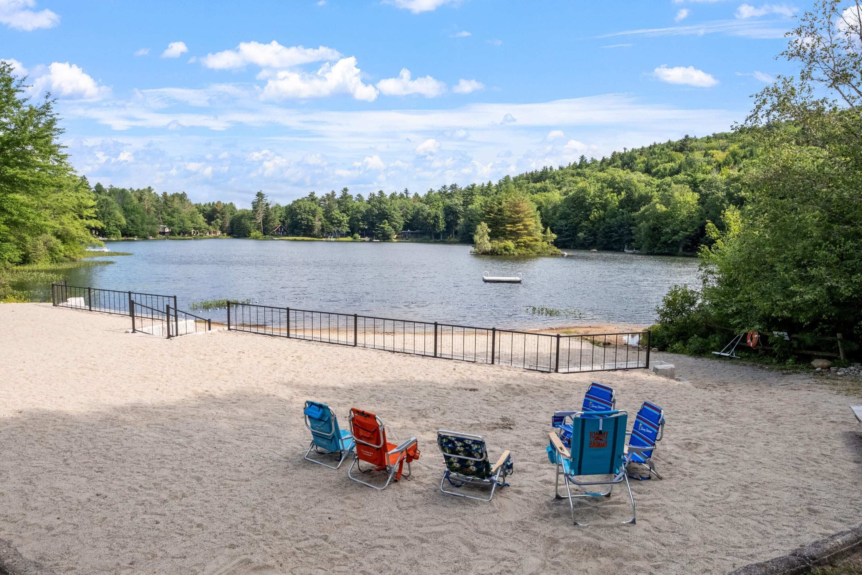 Skytop House - Charming 4 Season Getaway-Sleeps 6