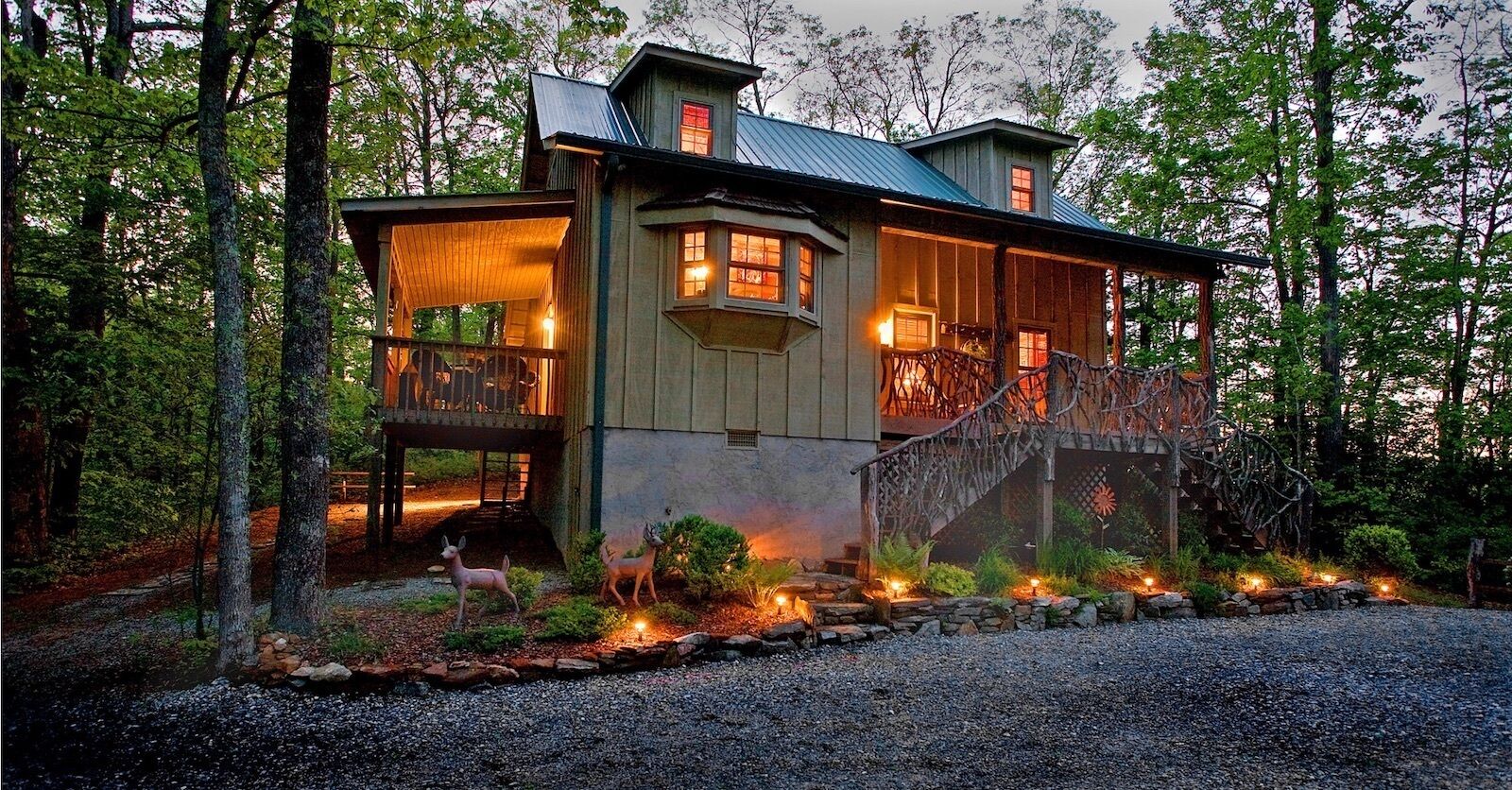 Gorgeous Cabin w/ Wi-Fi + Hot Tub