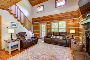 Smart TV, fireplace, video games, books