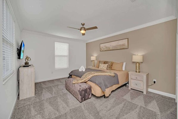 5 bedrooms, desk, iron/ironing board, free WiFi